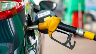 Carburanții devin mai scumpi în weekend