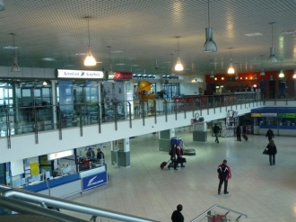 Autoritățile negociază cu companii aeriene internaționale pentru a le convinge să vină în Moldova