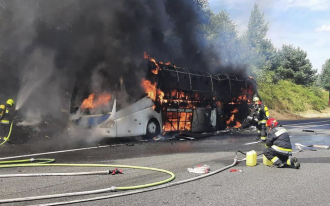 Un autocar cu mai mulți moldoveni s-a aprins din mers în Austria
