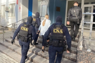 Четверо судей подозреваются в коррупции