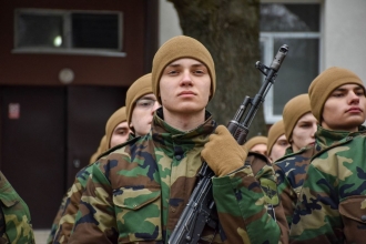 250 de tineri au depus astăzi jurământul militar