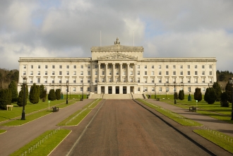 Irlanda anunță un referendum pentru a elimina din Constituție sintagma „locul femeii este în casă”