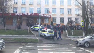 Неизвестный сообщил о минировании лицея в Кишиневе: детей эвакуировали