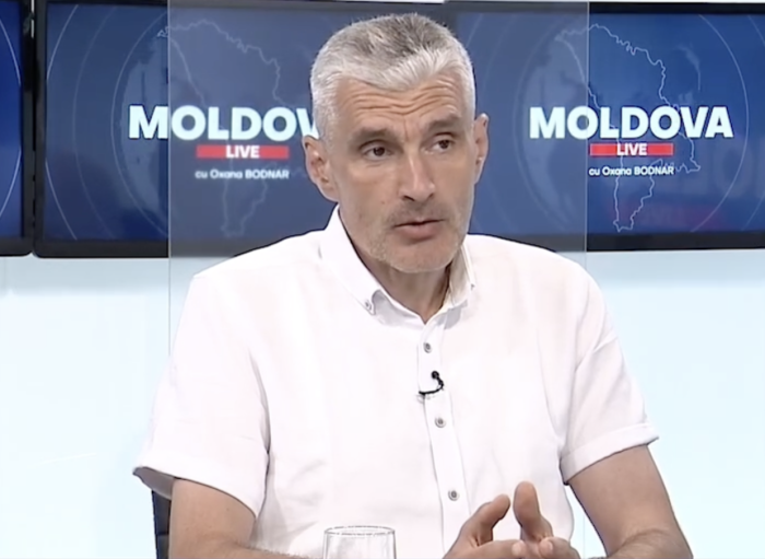 Александр Слусарь: "Явка на референдуме составит около 37%, а более 90% проголосуют "за"