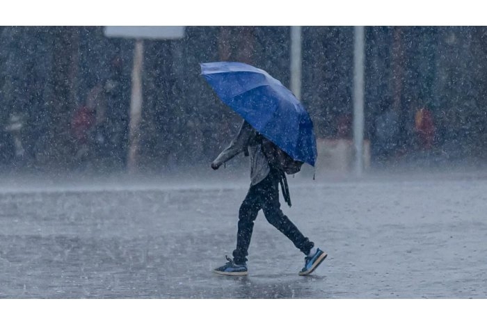 Meteorologii au emis Cod galben şi portocaliu de instabilitate atmosferică