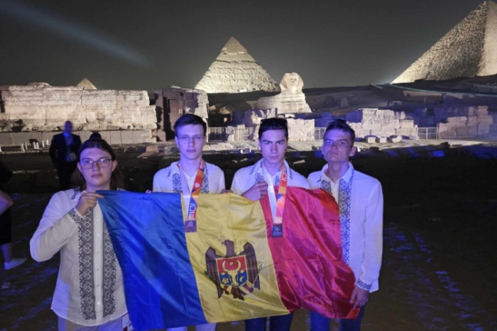 Elevii moldoveni au obținut medalii și o mențiune la Olimpiada Internațională de Informatică