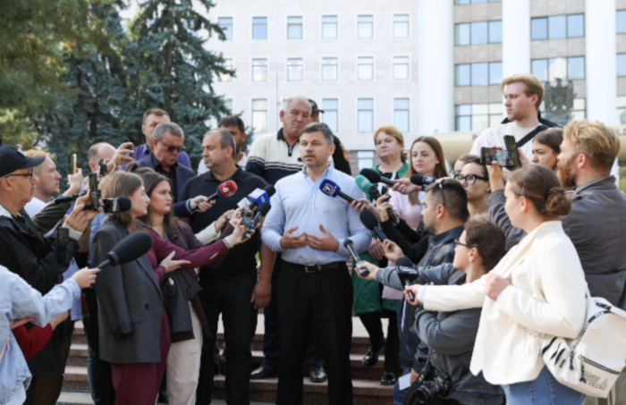 Agricultorii din nou amenință cu proteste