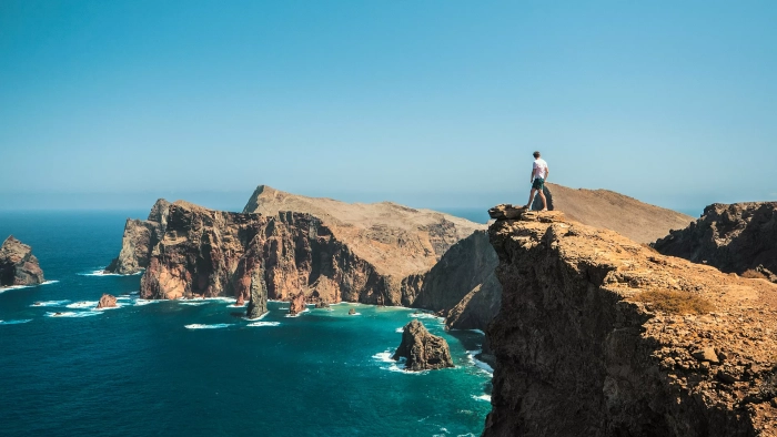 Madeira introduce o nouă taxă turistică pe traseele populare