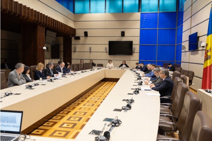 В парламенте заслушали доклады о фальсификациях на выборах и электоральной коррупции