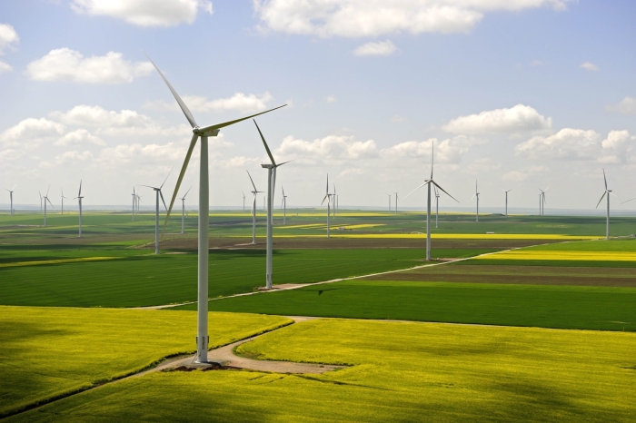 Instalațiile de energie regenerabilă vor putea fi amplasate pe terenurile cu destinație agricolă