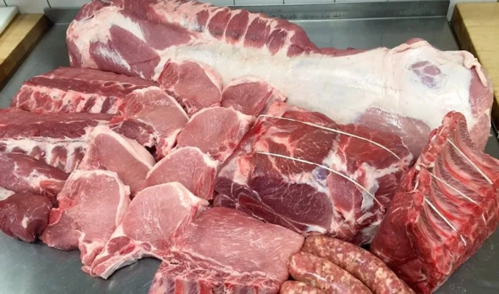 Procesatorii de carne duc lipsă de carne de porc