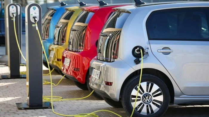 Numărul mașinilor electrice înregistrate în Moldova a crescut