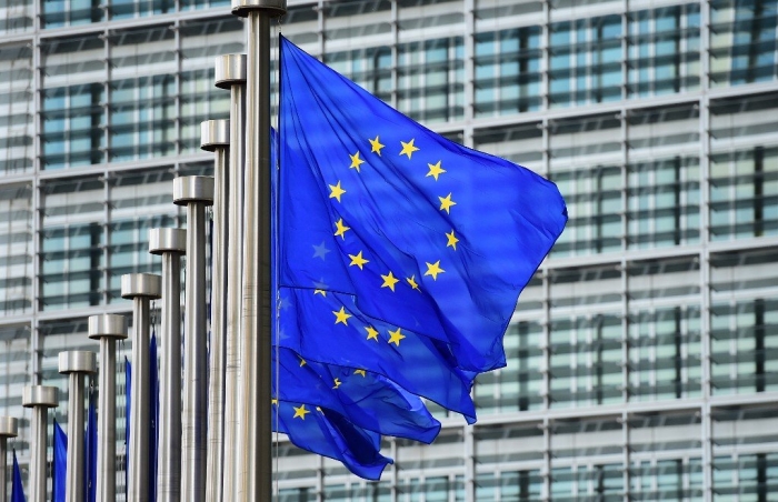 State est-europene vor beneficia cu prioritate de fonduri UE pentru apărare