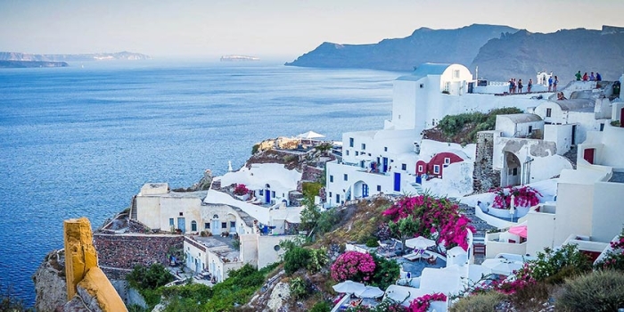 Grecia va legaliza o zi de muncă de până la 13 ore
