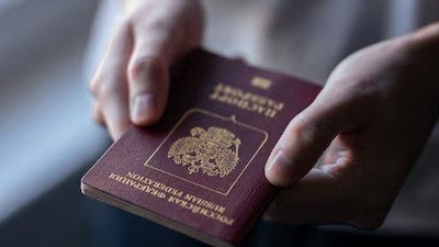Muntenegru își închide ușile pentru ruși și cere vize