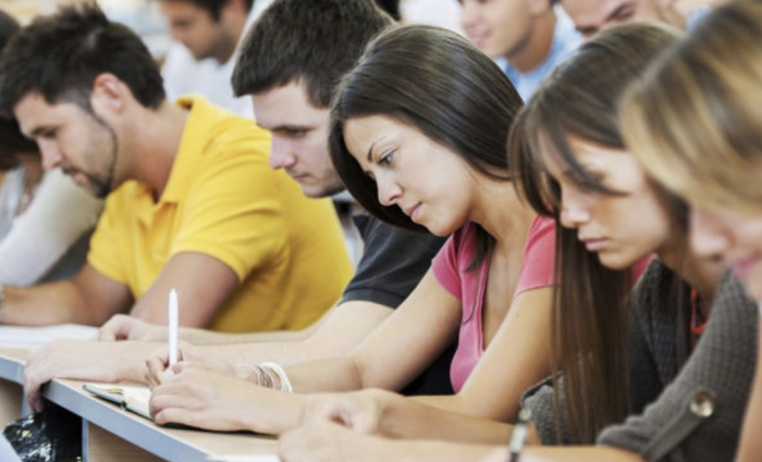 Asociațiile studențești pot beneficia de granturi de până la 600 de mii de lei