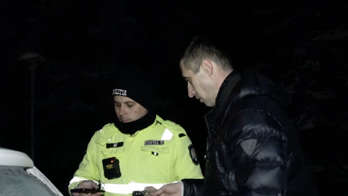 Un polițist ar fi fost prin beat la volan