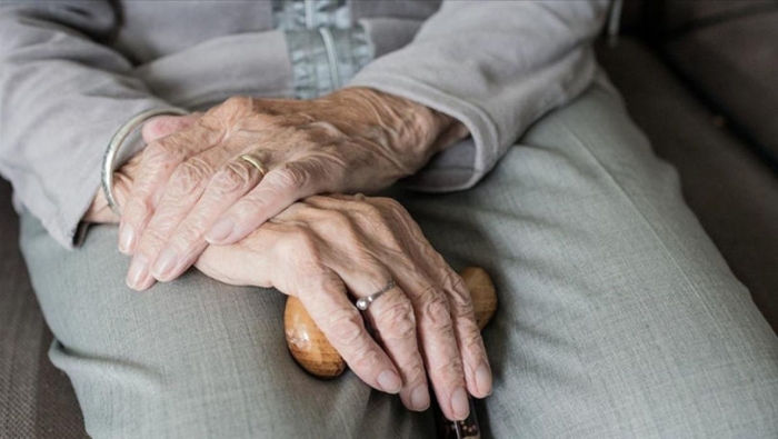 O pensionară a fost lăsată fără aproape un milion de lei