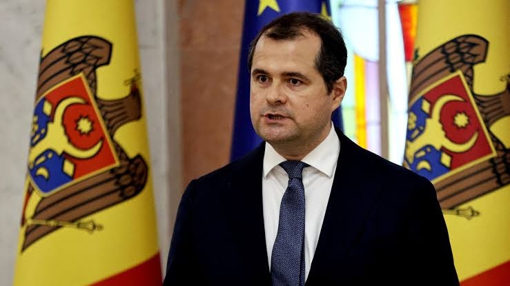 Tofan, în discuții cu parlamentarii
