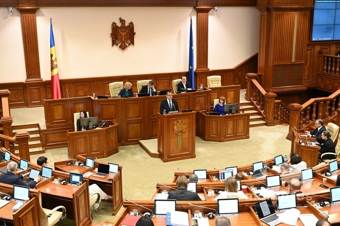 Guvernul Tofan a fost învestit