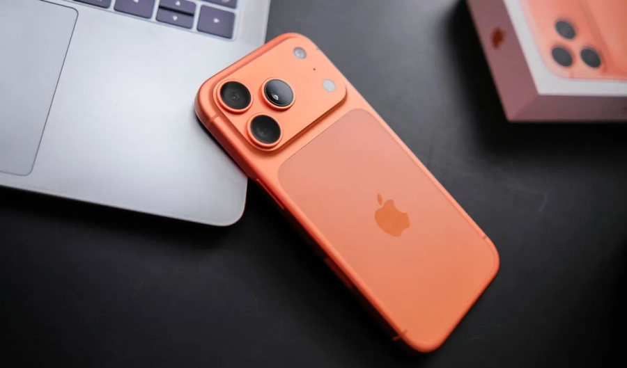 Apple planifică să ofere în chirie iPhone-uri