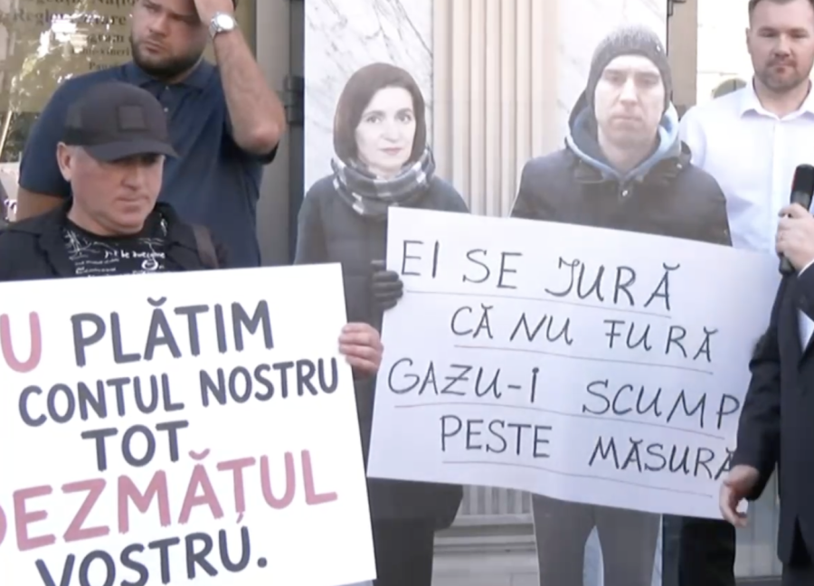 Forțele de opoziție au protestat la sediul ANRE