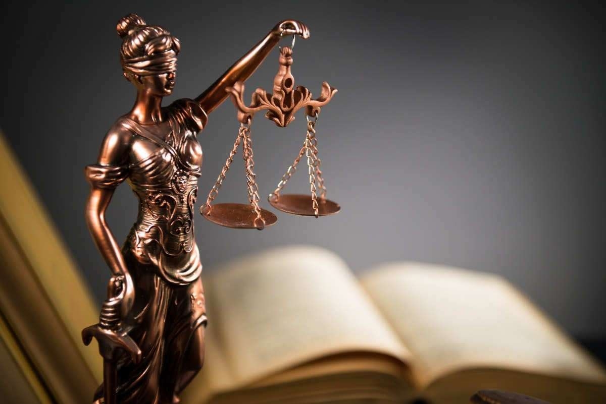 Instanțele judecătorești vor începe să funcționeze electronic