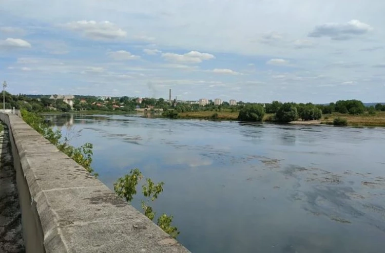 Днестр мелеет: власти призывают экономить воду