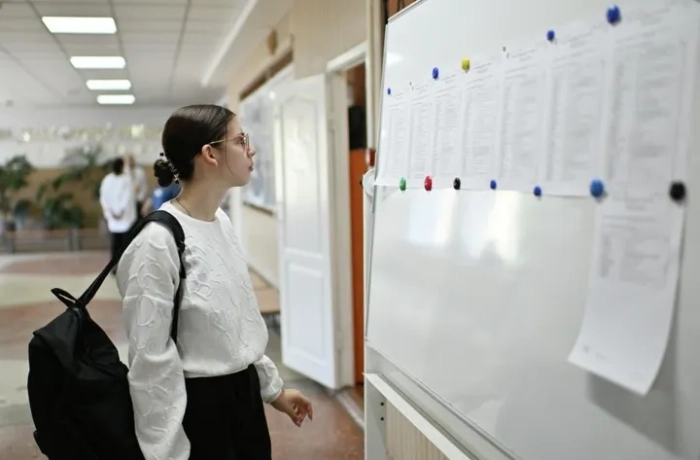 Admiterea în liceele din Capitală și în clasa întâi continuă