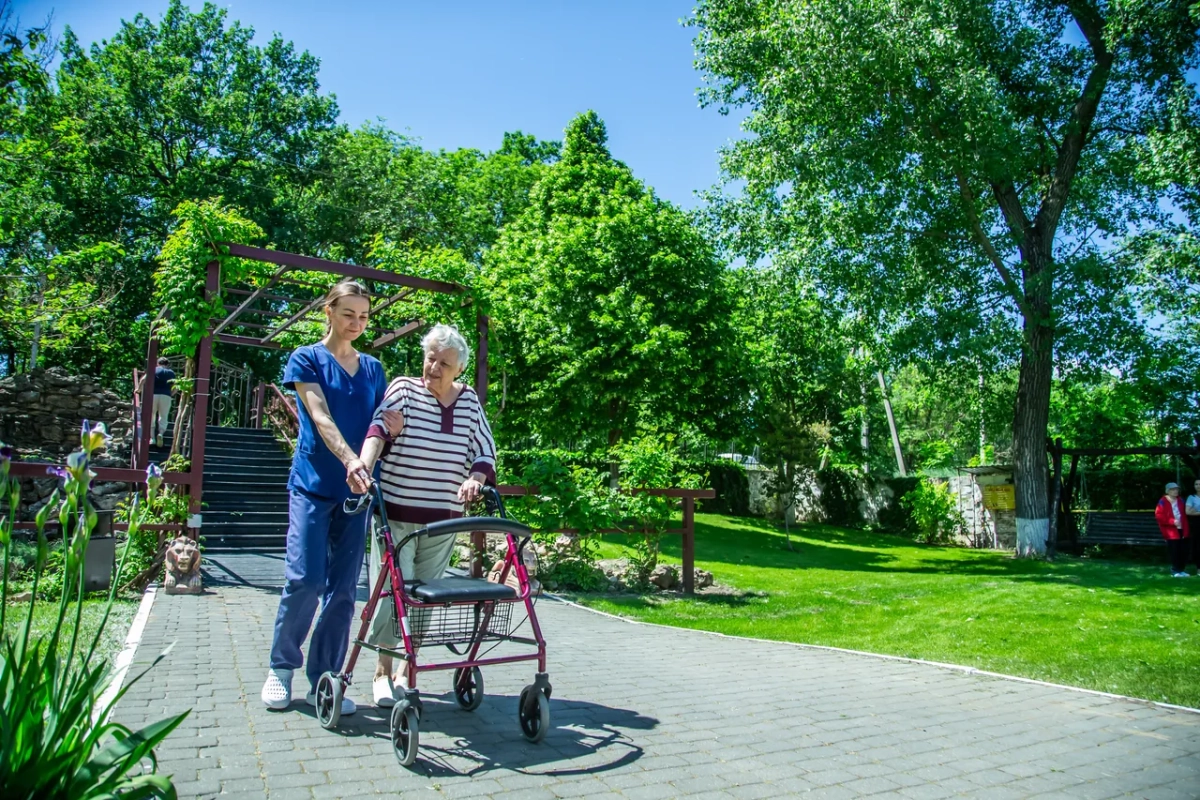 Două centre de zi pentru persoanele în etate vor fi deschise la Chișinău