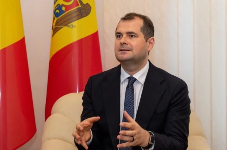 Tofan: fără planuri de adere la NATO