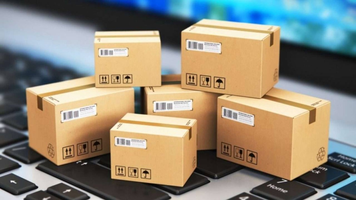Introducerea TVA pentru cumpărăturile online, amânată temporar