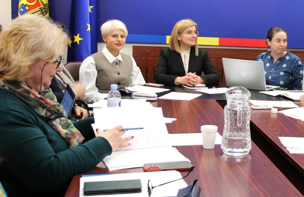 49 de grupuri vor elabora testele pentru examenele