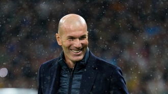Zinedine Zidane vrea să revină în fotbal