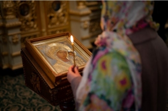 Creștinii ortodocși au intrat în postul ”Adormirii Maicii Domnului”