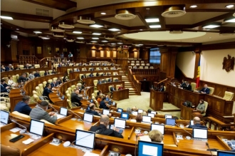 Fracțiunea Blocului Comuniștilor și Socialiștilor a boicotat ședința Parlamentului