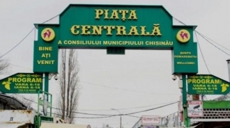 Pregătiri pentru masa de sărbătoare