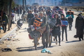 BBC: Cel puţin jumătate dintre clădirile din Fâşia Gaza au fost avariate