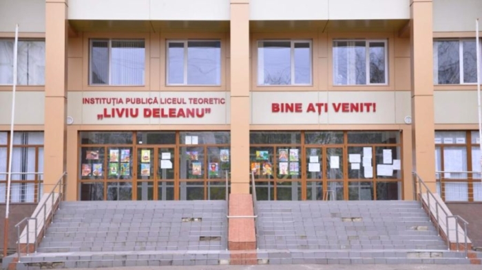 Elevii de la liceul "Liviu Deleanu" au revenit la școală