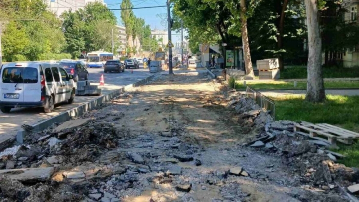 O parte de pe bulevardul Decebal se închide