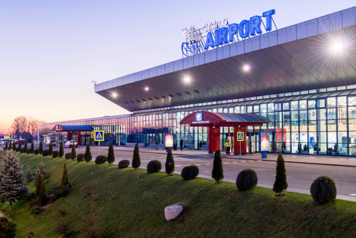 Un cetățean al Federației Ruse a încercat să iasă din Moldova cu zeci de mii de dolari nedeclarați