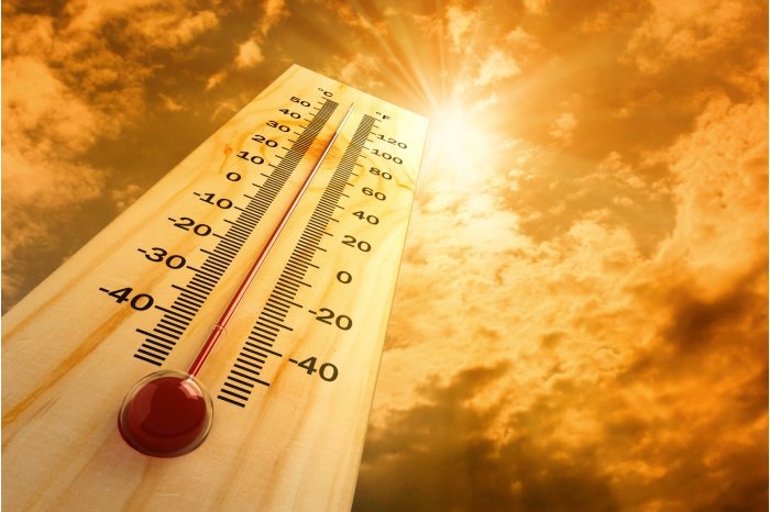 Arşiţa avansează. Meteorologii au emis Cod portocaliu de caniculă