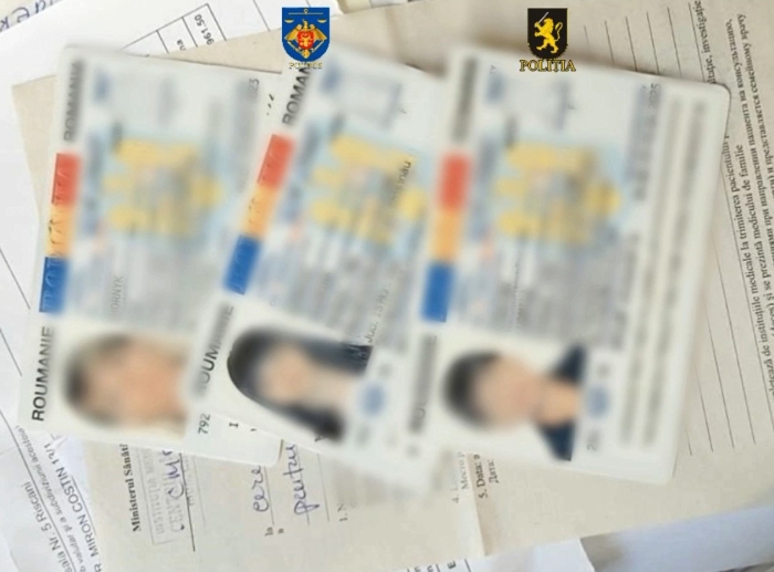 O femeie bănuită de organizarea migrației ilegale a fost reținută de oamenii legii
