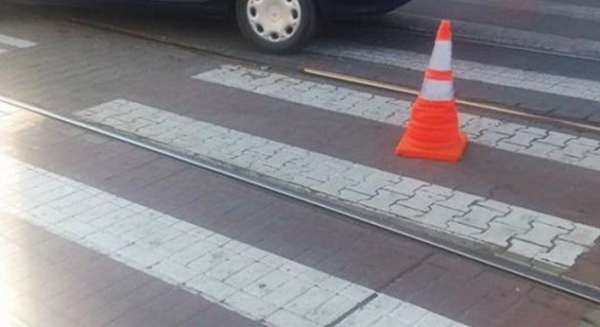 Un pieton, spulberat pe o trecere în capitală