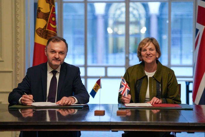 Moldova și Marea Britanie au semnat un Memorandum privind recunoașterea reciprocă a permiselor de conducere