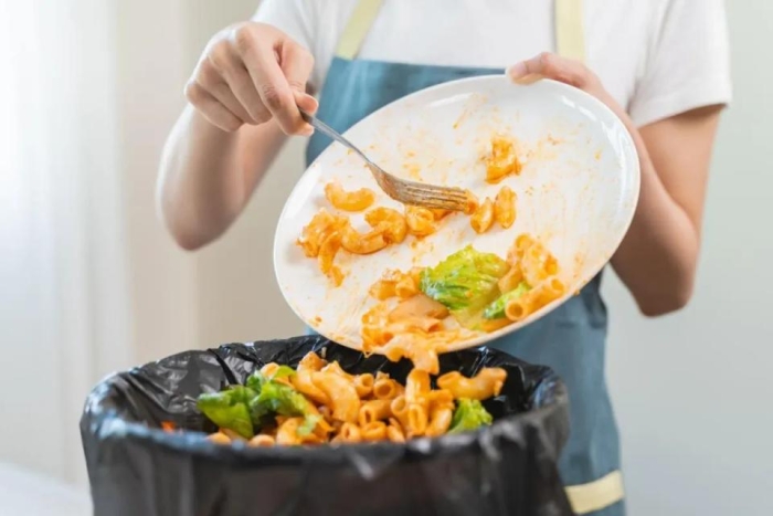 В Молдове ежегодно выбрасывают более 130 кг продуктов питания