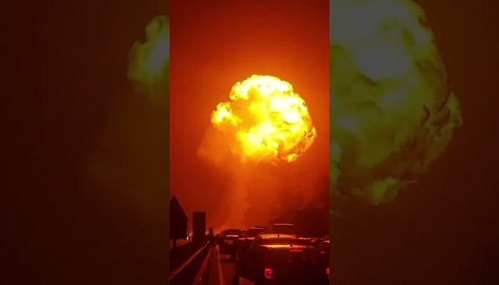 Explozie spectaculoasă pe autostrada din Italia