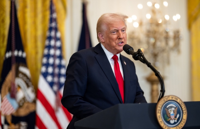 Casa Albă a lansat „Trump Gold Card”