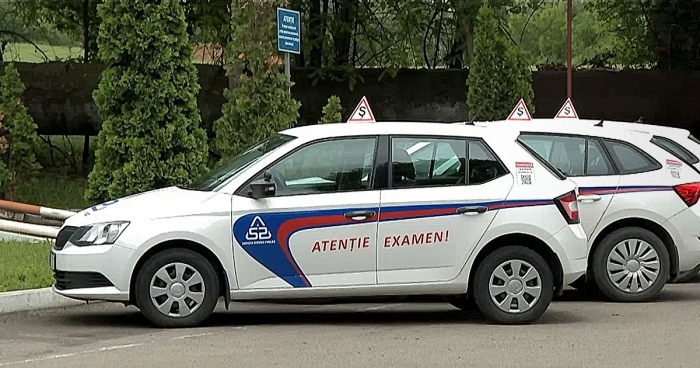 Фальсификация экзаменов: аннулировано 300 водительских удостоверений