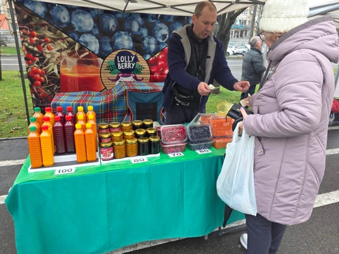 Iarmaroace și târguri cu produse și mărfuri autohtone, în sectoarele capitalei